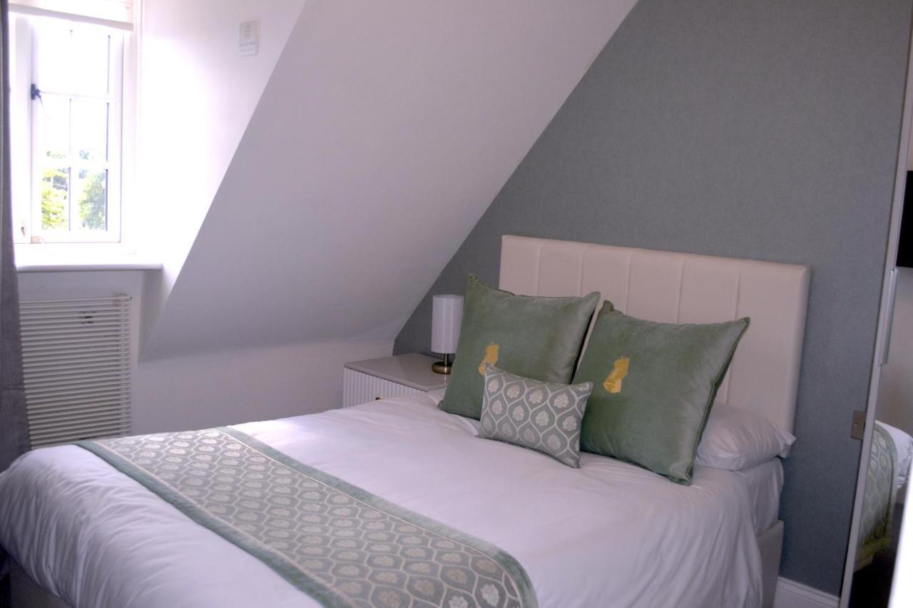 Kings Hotel Stokenchurch Εξωτερικό φωτογραφία