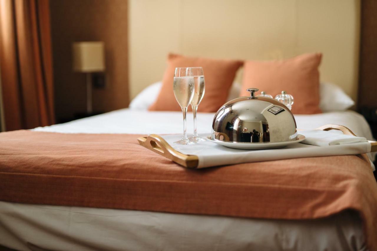 Kings Hotel Stokenchurch Εξωτερικό φωτογραφία